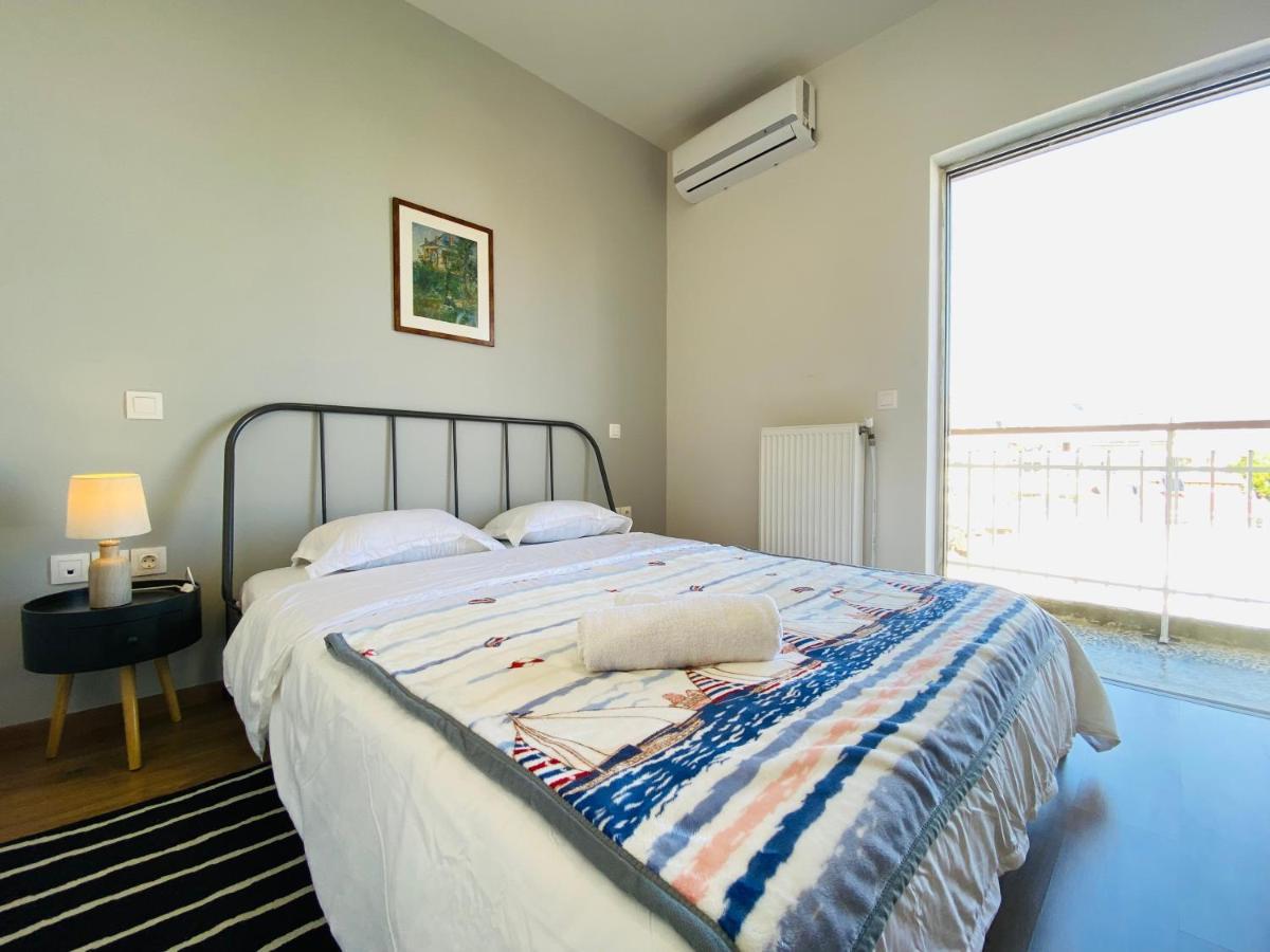 Appartement 地铁站旁,免费停车位,距机场15分钟车程,独享80平米露台和美景,星空帐篷,舒适淋浴,宽敞3间房3张双人床公寓 Athènes